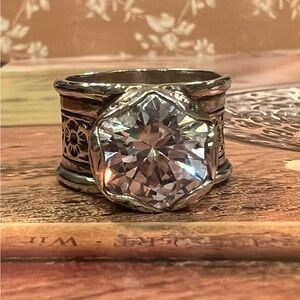 Silpada Queen for a Day Cubic Zirconia .925 Sterling Silver Ring. R2208. Size 8